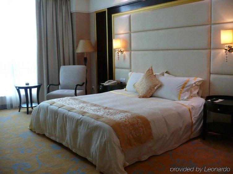 City Hotel Foshan Ruang foto