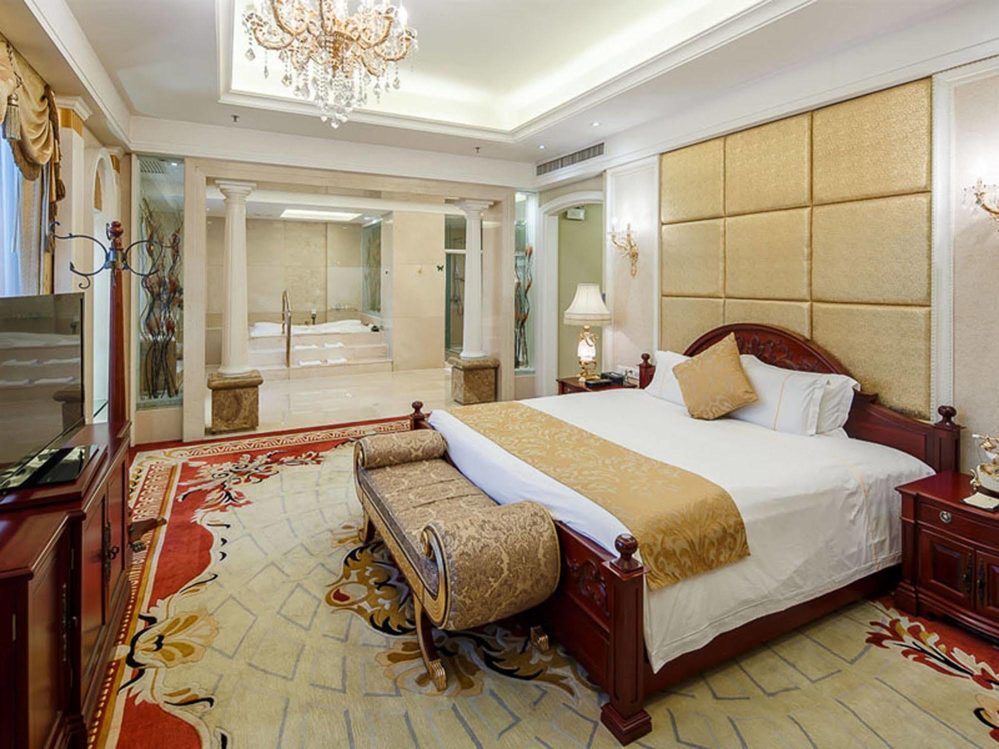 City Hotel Foshan Bagian luar foto