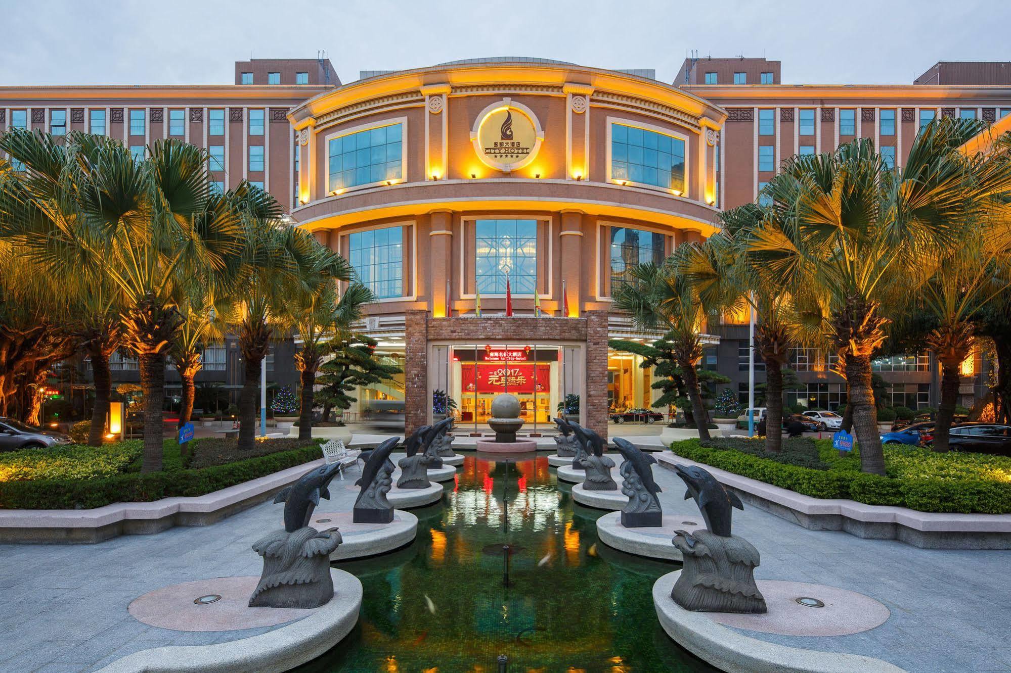 City Hotel Foshan Bagian luar foto
